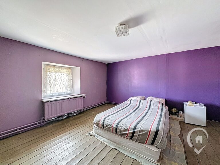 Condrogest - Maison familiale à vendre à Winenne