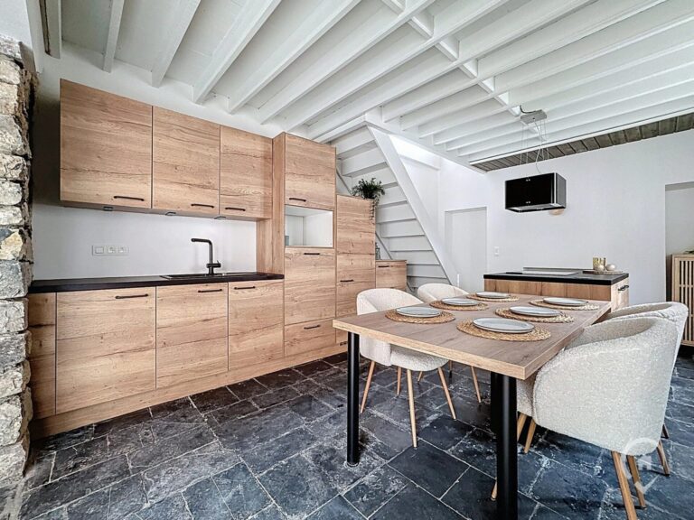 Condrogest - Maison rénovée à vendre au Prieuré d'Anseremme