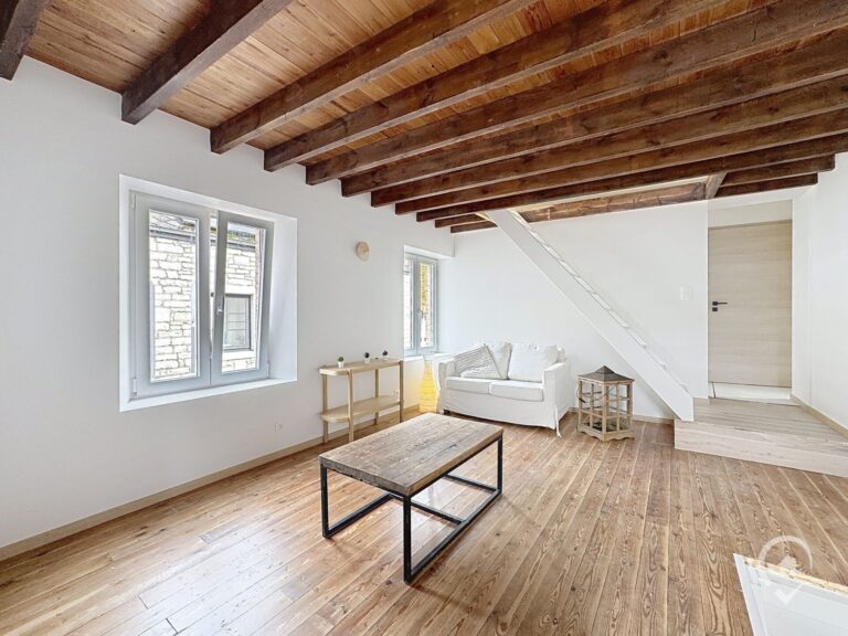 Condrogest - Maison rénovée à vendre au Prieuré d'Anseremme