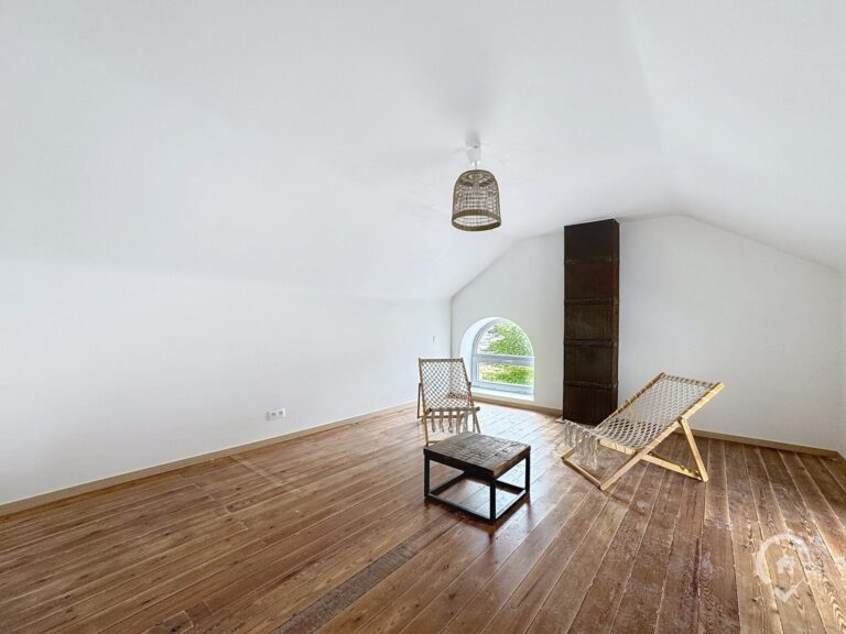 Condrogest - Maison rénovée à vendre au Prieuré d'Anseremme