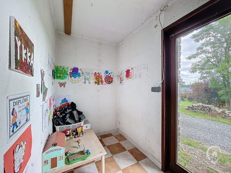 Condrogest - Ensemble immobilier sur 3,5 hectares à vendre à Serinchamps