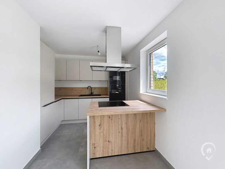 Condrogest - Villa neuve avec jardin 3 chambres à louer à Baillonville