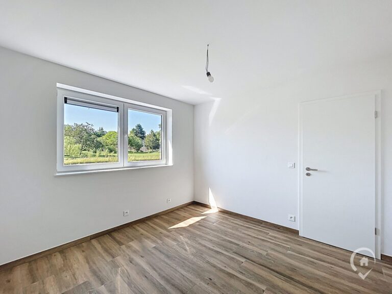Condrogest - Villa neuve avec jardin 3 chambres à louer à Rabozée