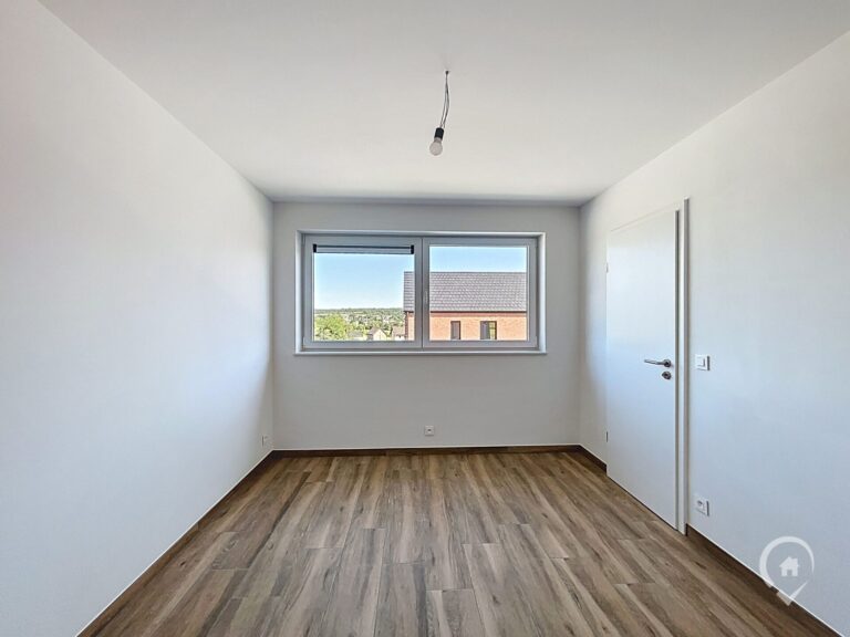 Condrogest - Villa neuve avec jardin 3 chambres à louer à Rabozée