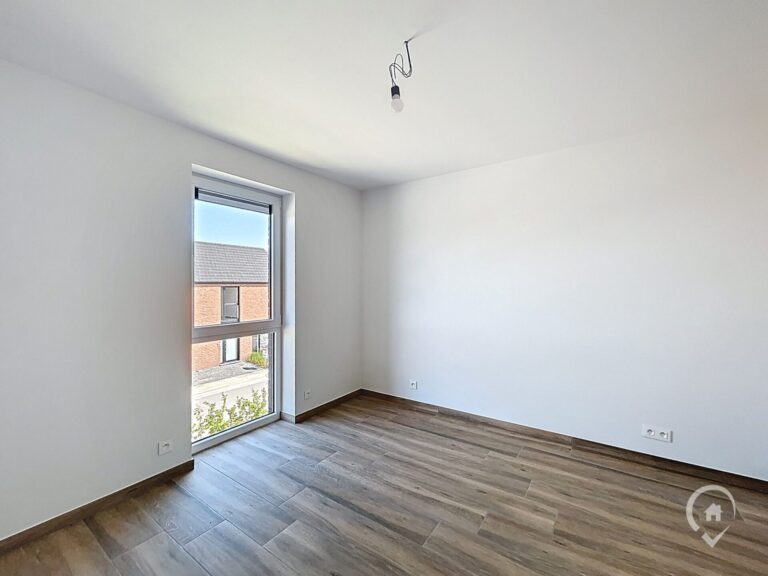 Condrogest - Villa neuve avec jardin 3 chambres à louer à Rabozée
