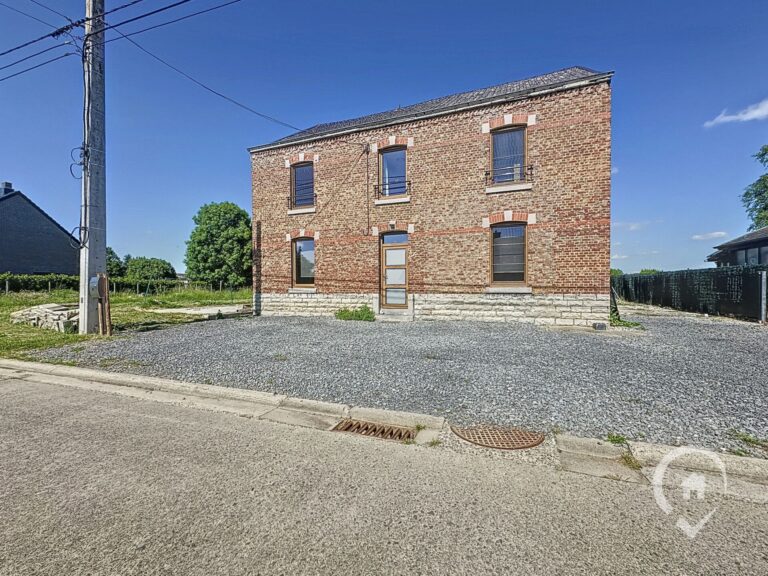 Condrogest - Maison familiale à vendre à Focant