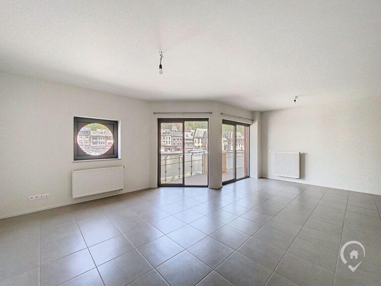 Condrogest - Appartement 2 chambres à louer à Dinant, en bord de Meuse