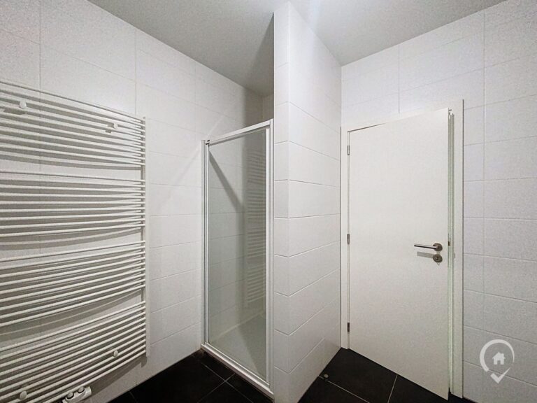 Condrogest - Appartement 2 chambres à louer à Dinant, en bord de Meuse
