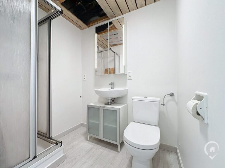 Condrogest - Option ! Studio à vendre avec une superbe vue à Nassogne