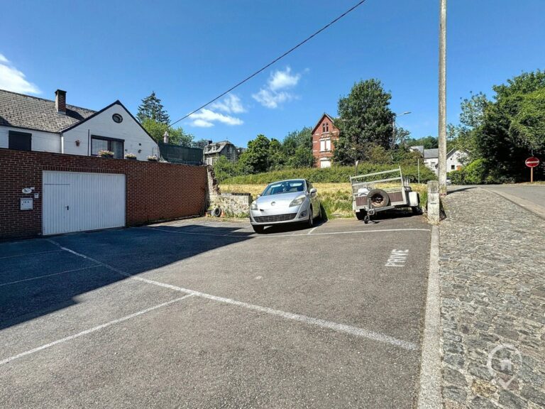 Condrogest - Studio situé sur les bords de Meuse à Waulsort