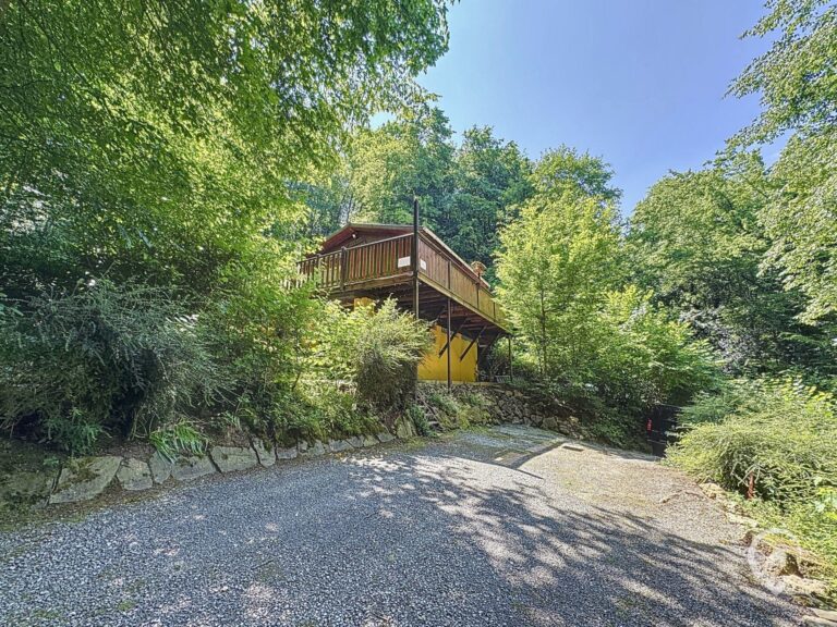 Condrogest - Chalet 2 chambres à vendre à Hastière