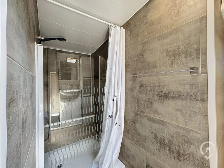 Condrogest - Chalet 2 chambres à vendre à Hastière