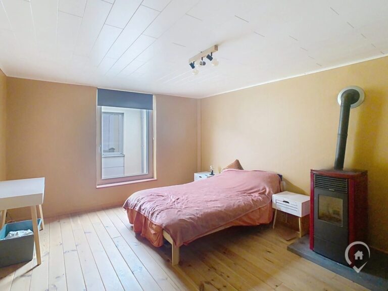 Condrogest - SOUS OPTION !!! Superbe maison mitoyenne 3 chambres fraîchement rénovée !