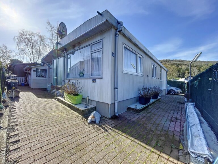 Condrogest - Habitation de vacances à vendre au domaine de la Gayolle