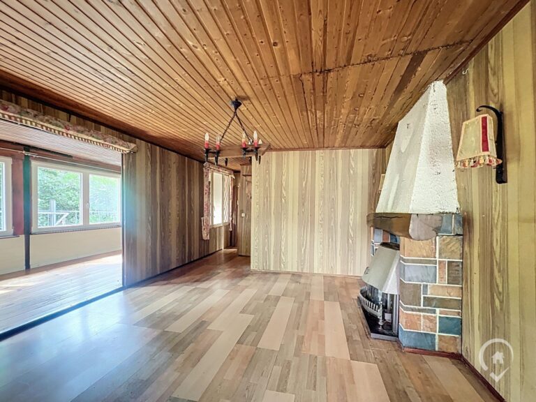 Condrogest - Chalet avec 3 chambres à vendre à Dinant