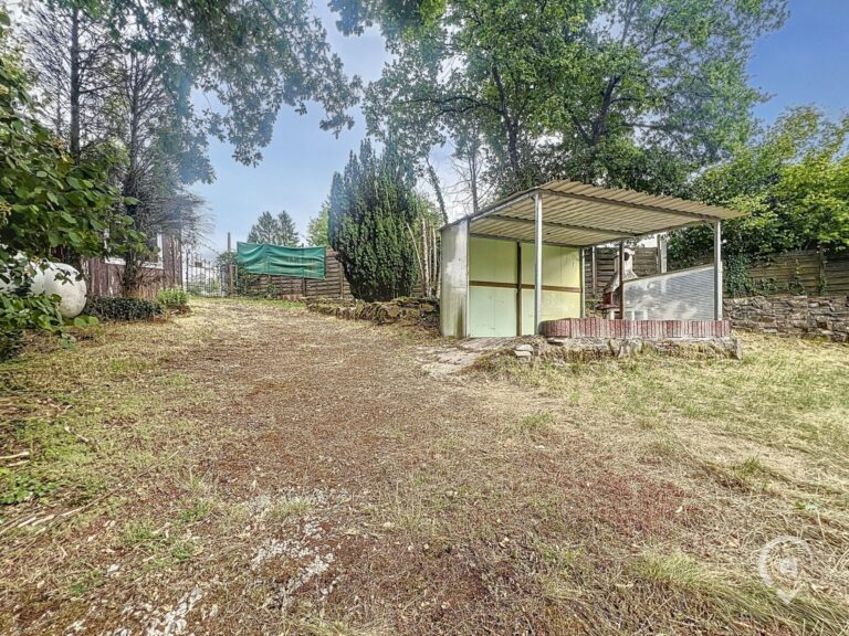 Condrogest - Chalet avec 3 chambres à vendre à Dinant