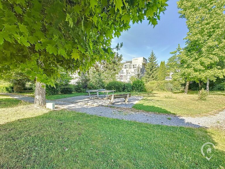Condrogest - OPTION - Studio de vacances à vendre à Han-sur-Lesse