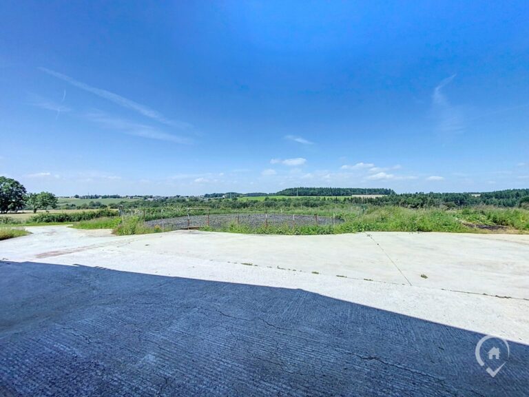 Condrogest - Entrepôt de + de 500m² à vendre à Foy-Notre-Dame