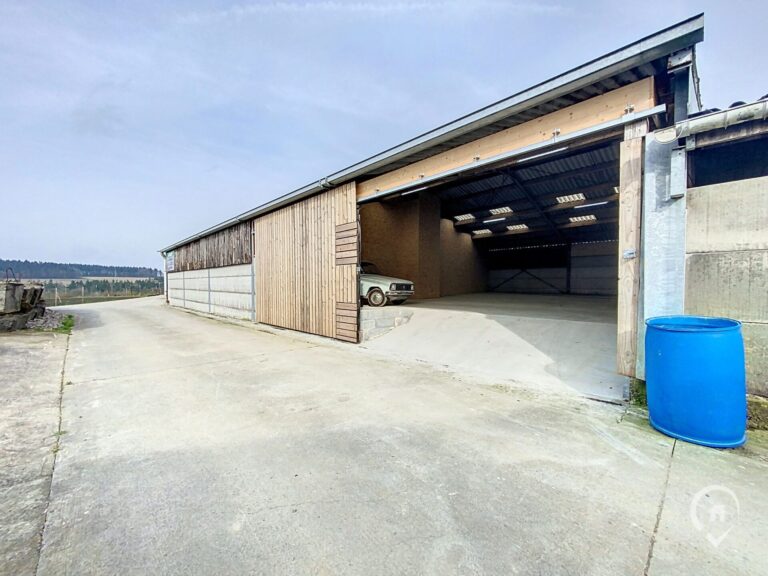 Condrogest - Entrepôt de + de 500m² à vendre à Foy-Notre-Dame