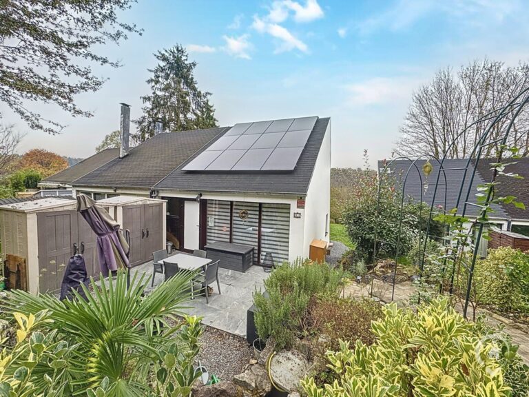 Condrogest - Bungalow avec terrasse 2 chambres à vendre à Hastière