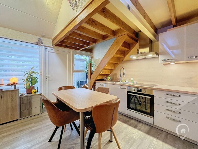 Condrogest - Bungalow avec terrasse 2 chambres à vendre à Hastière