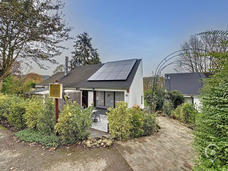 Condrogest - Bungalow avec terrasse 2 chambres à vendre à Hastière
