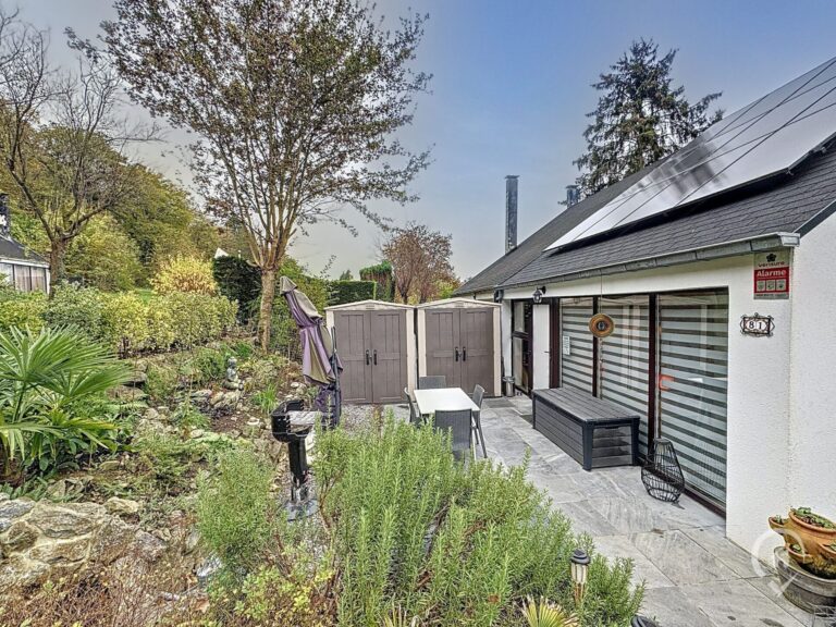 Condrogest - Bungalow avec terrasse 2 chambres à vendre à Hastière