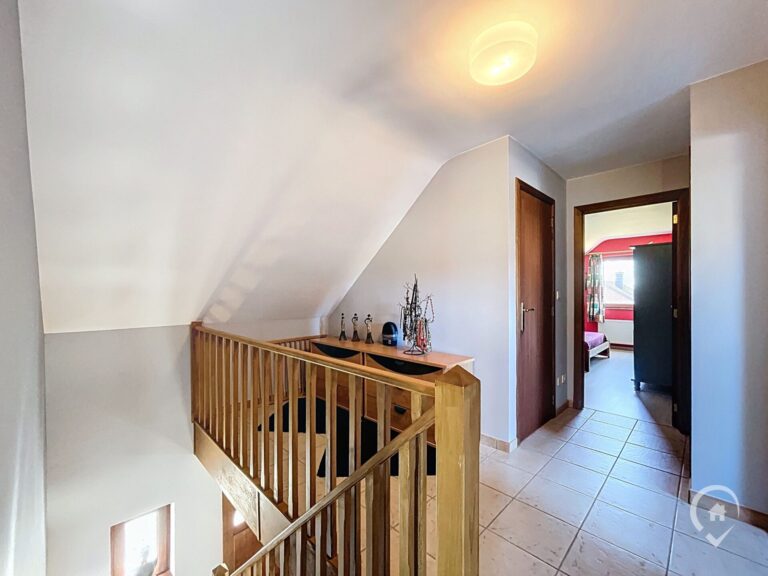 Condrogest - VENDU!! Maison 4 chambres à vendre à Ciney – Idéalement située !