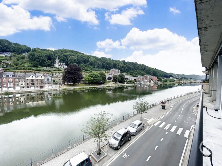 Condrogest - Appartement 3 chambres en bord de Meuse à vendre à Dinant