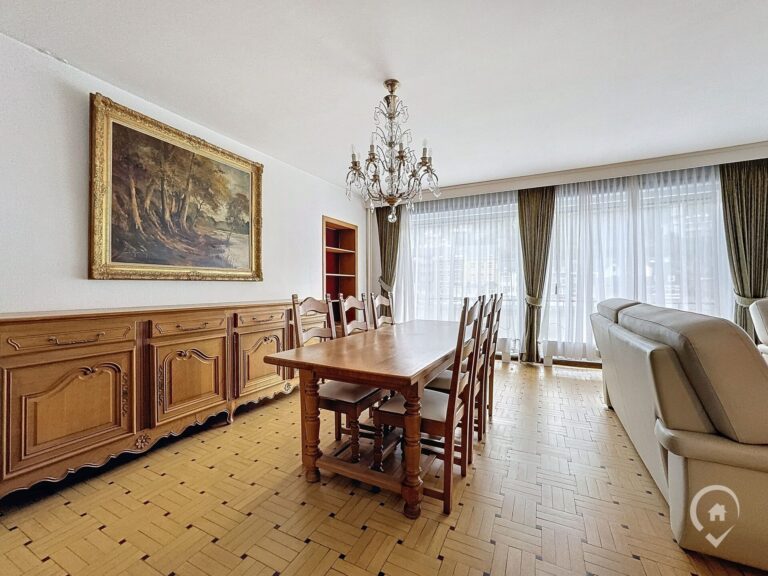 Condrogest - Appartement 3 chambres en bord de Meuse à vendre à Dinant