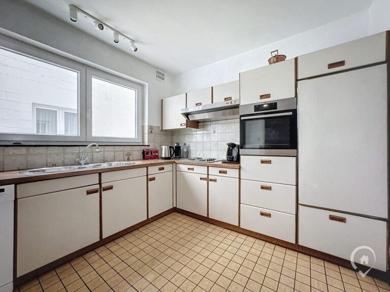 Condrogest - Appartement 3 chambres en bord de Meuse à vendre à Dinant