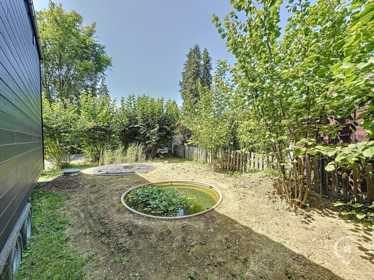 Condrogest - Tiny House sur un terrain privé de 4 ares à vendre à Onhaye