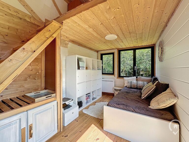 Condrogest - Tiny House sur un terrain privé de 4 ares à vendre à Onhaye