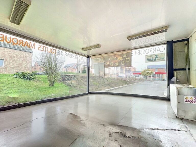Condrogest - VENDU!!! Entrepôt de 420m² à vendre à Landenne