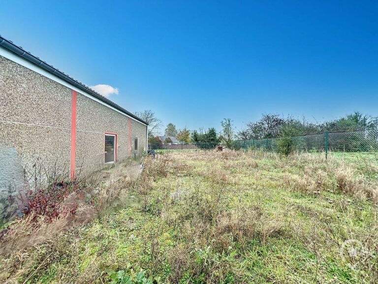 Condrogest - VENDU!!! Entrepôt de 420m² à vendre à Landenne