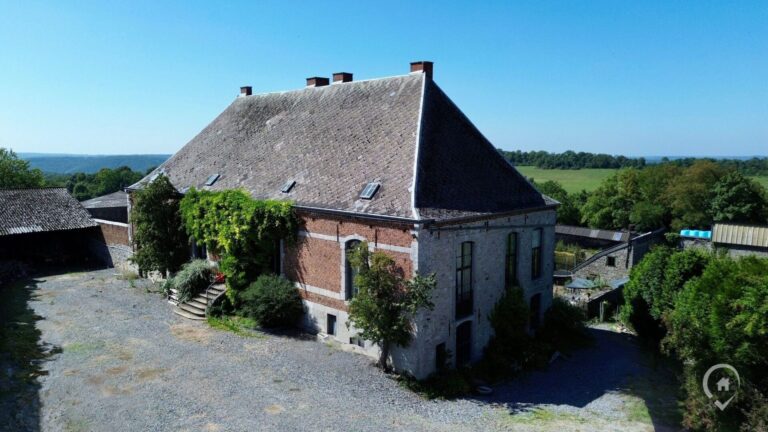 Condrogest - Propriété agricole de 3 hectares à vendre à Dréhance, Dinant