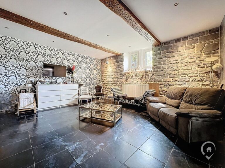 Condrogest - Propriété agricole de 3 hectares à vendre à Dréhance, Dinant