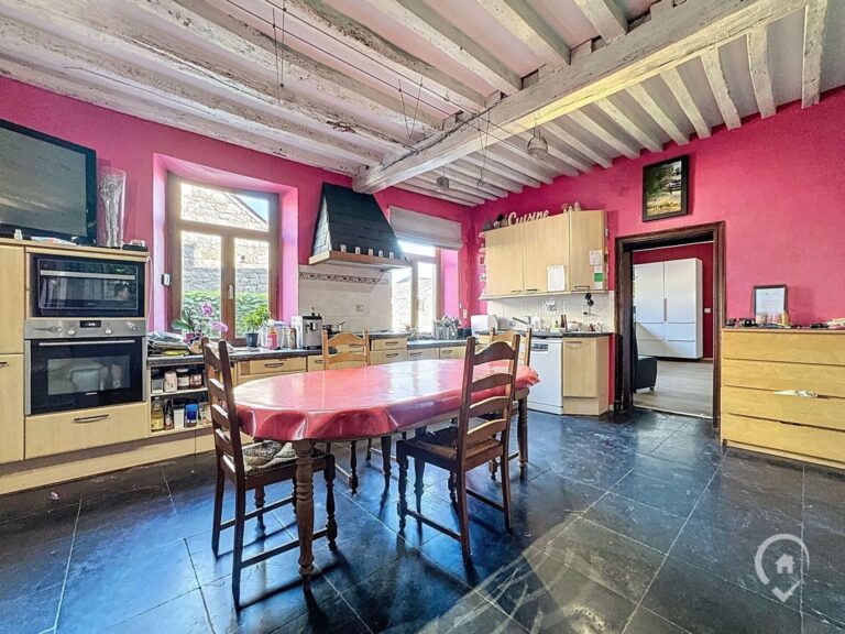 Condrogest - Propriété agricole de 3 hectares à vendre à Dréhance, Dinant