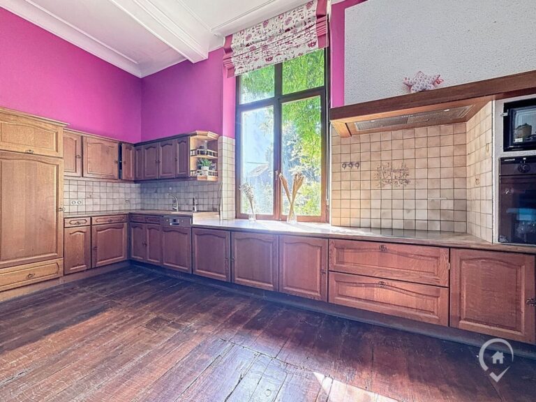 Condrogest - Propriété agricole de 3 hectares à vendre à Dréhance, Dinant