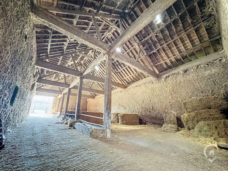 Condrogest - Propriété agricole de 3 hectares à vendre à Dréhance, Dinant