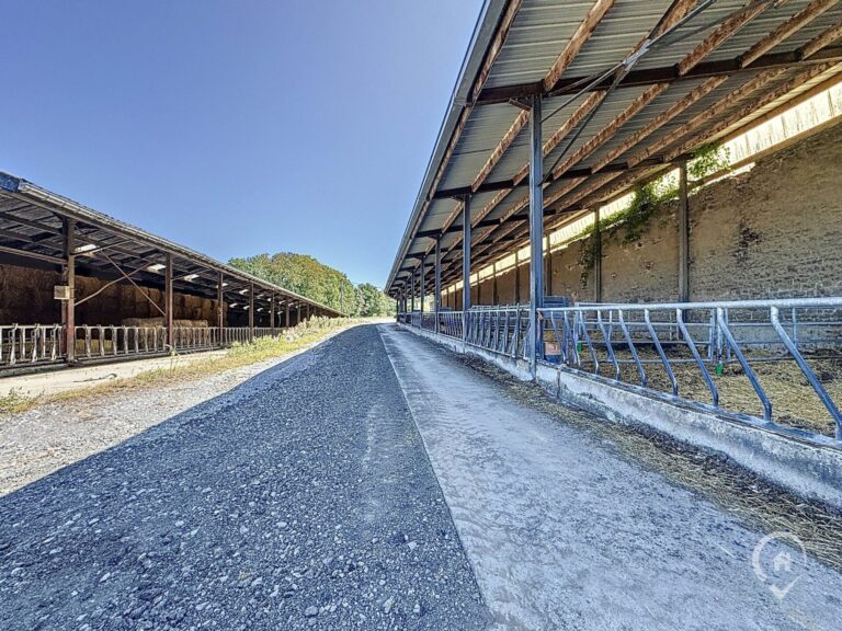 Condrogest - Propriété agricole de 3 hectares à vendre à Dréhance, Dinant