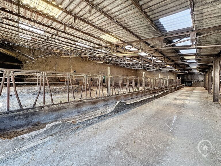 Condrogest - Propriété agricole de 3 hectares à vendre à Dréhance, Dinant