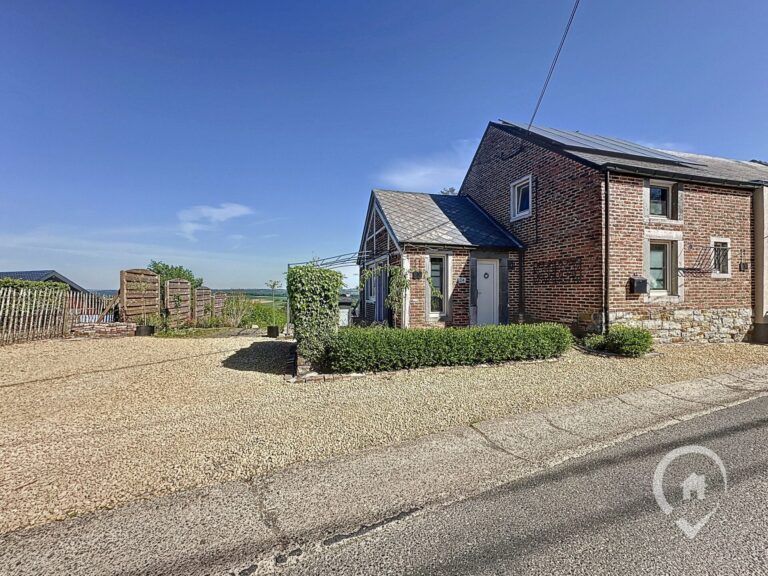 Condrogest - Maison  à vendre à Sevry avec vue imprenable sur la famenne beaurinoise