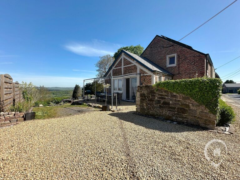 Condrogest - Maison  à vendre à Sevry avec vue imprenable sur la famenne beaurinoise