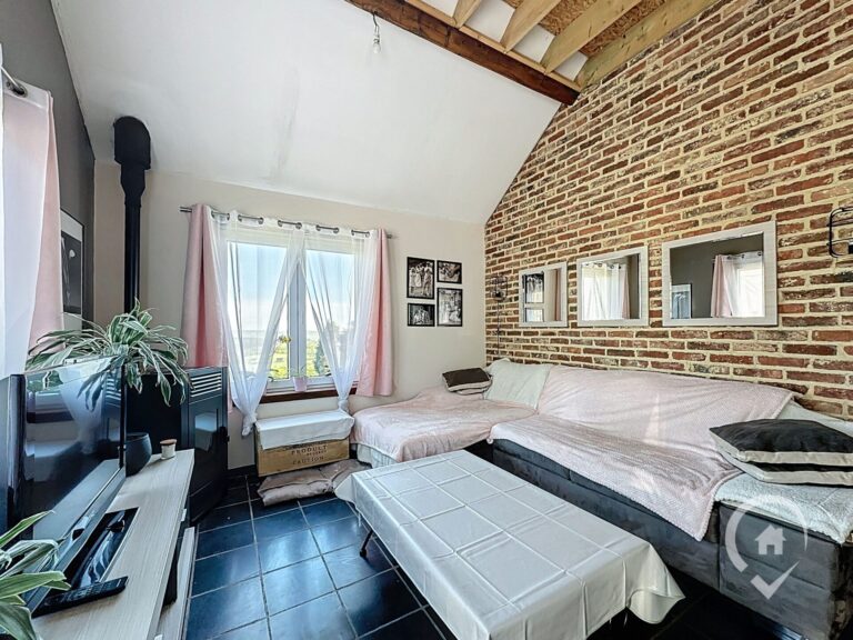 Condrogest - Maison  à vendre à Sevry avec vue imprenable sur la famenne beaurinoise