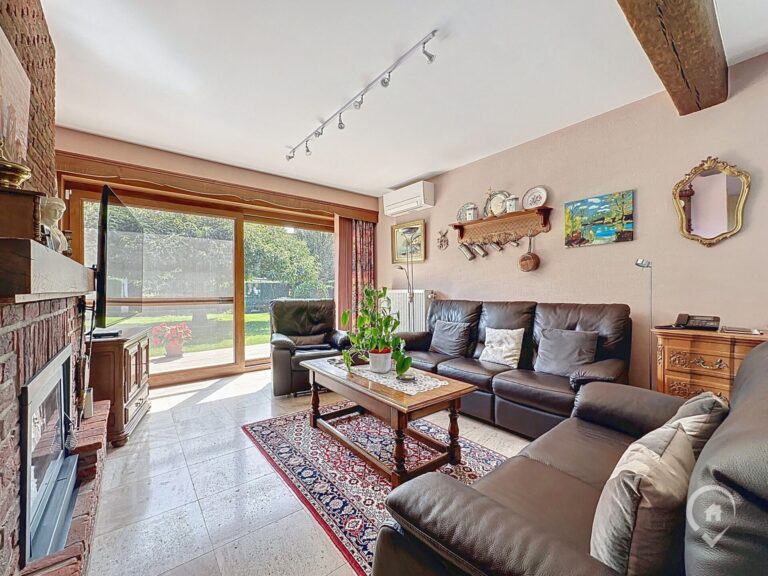 Condrogest - Superbe villa 4 chambres et jardin à vendre à Marche