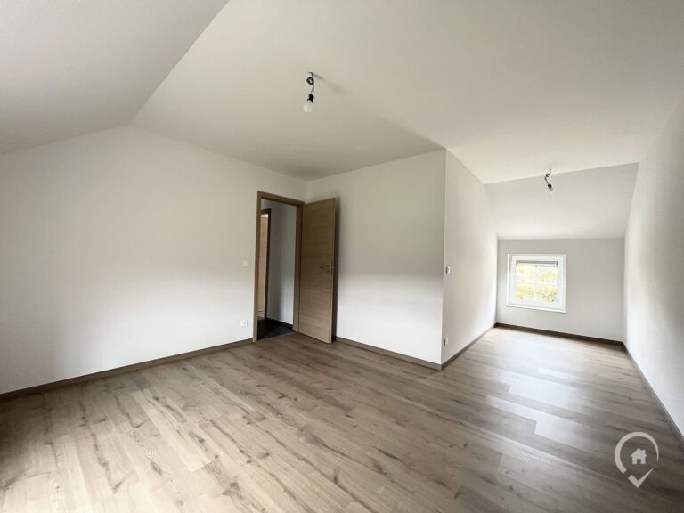 Condrogest - 100% VENDU - 3 maisons neuves à vendre dans les campagnes d'Herhet