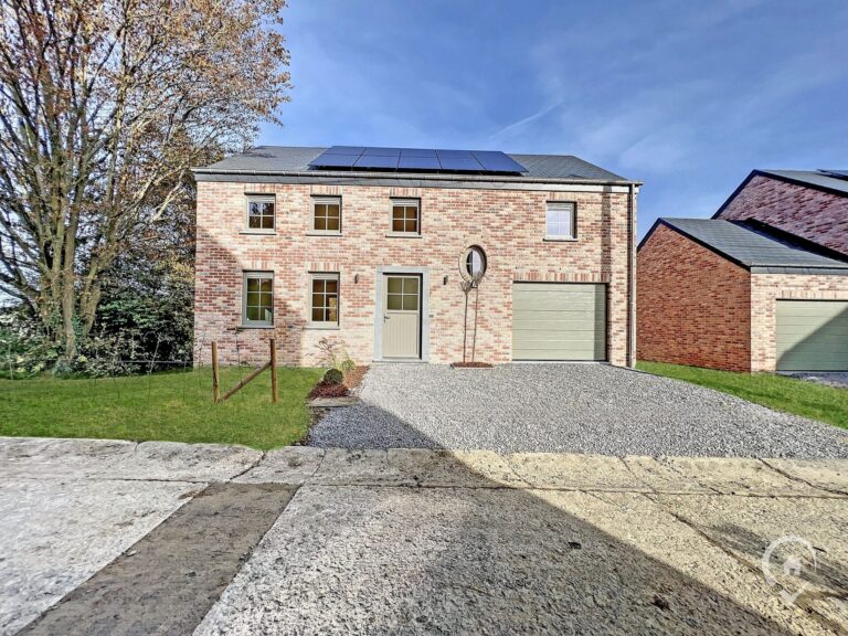 Condrogest - 100% VENDU - 3 maisons neuves à vendre dans les campagnes d'Herhet