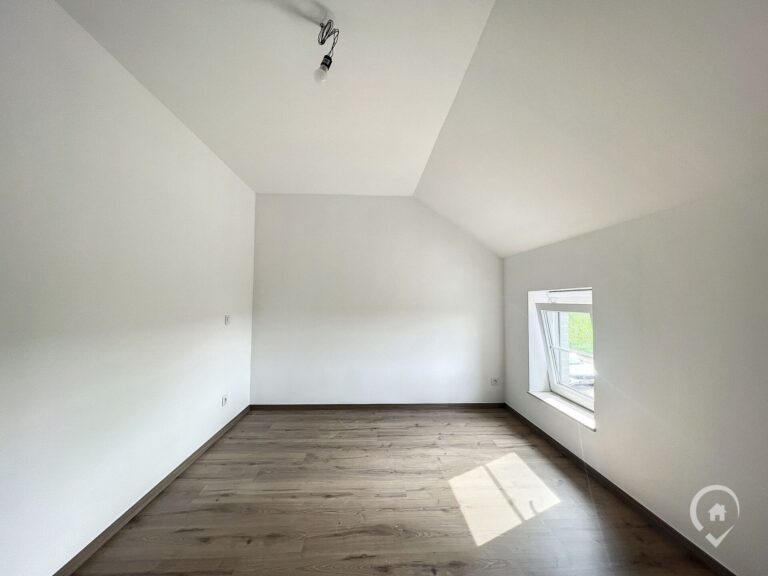 Condrogest - 100% VENDU - 3 maisons neuves tout confort à Anthée