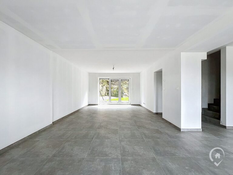 Condrogest - Maison totalement rénovée PEB A+ à vendre à Willerzie